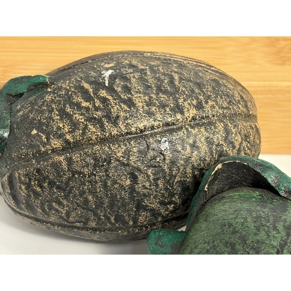 Unmarked terracotta fruit
